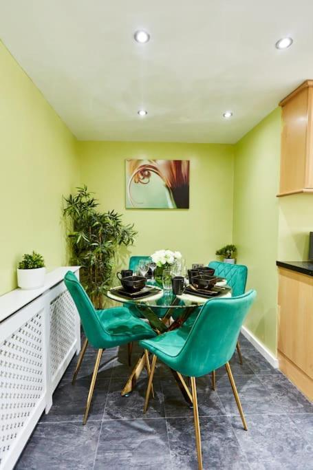 *Little Haven In Leeds* ¤Private Parking¤ Ensuite Leeds  Extérieur photo